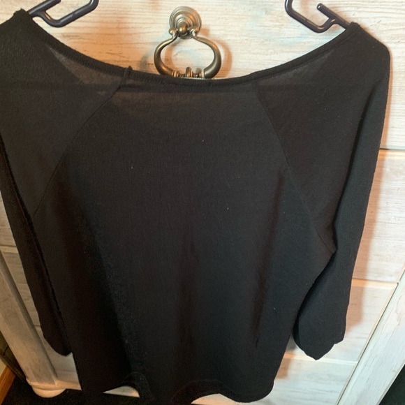 Maurices size large long sleeve - Picture 2 of 2